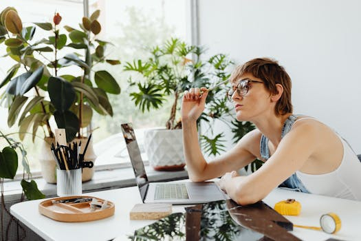 Solar-Powered Laptops: Sustainable Computing on the Go
